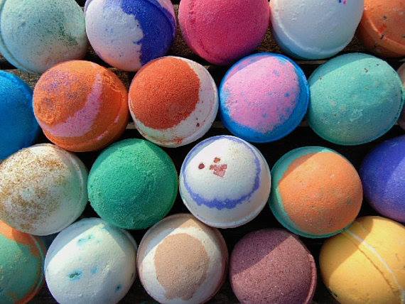 Multi Colored Bulk Bath Bombs